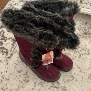 Sporto Waterproof boots  size 7 NWT